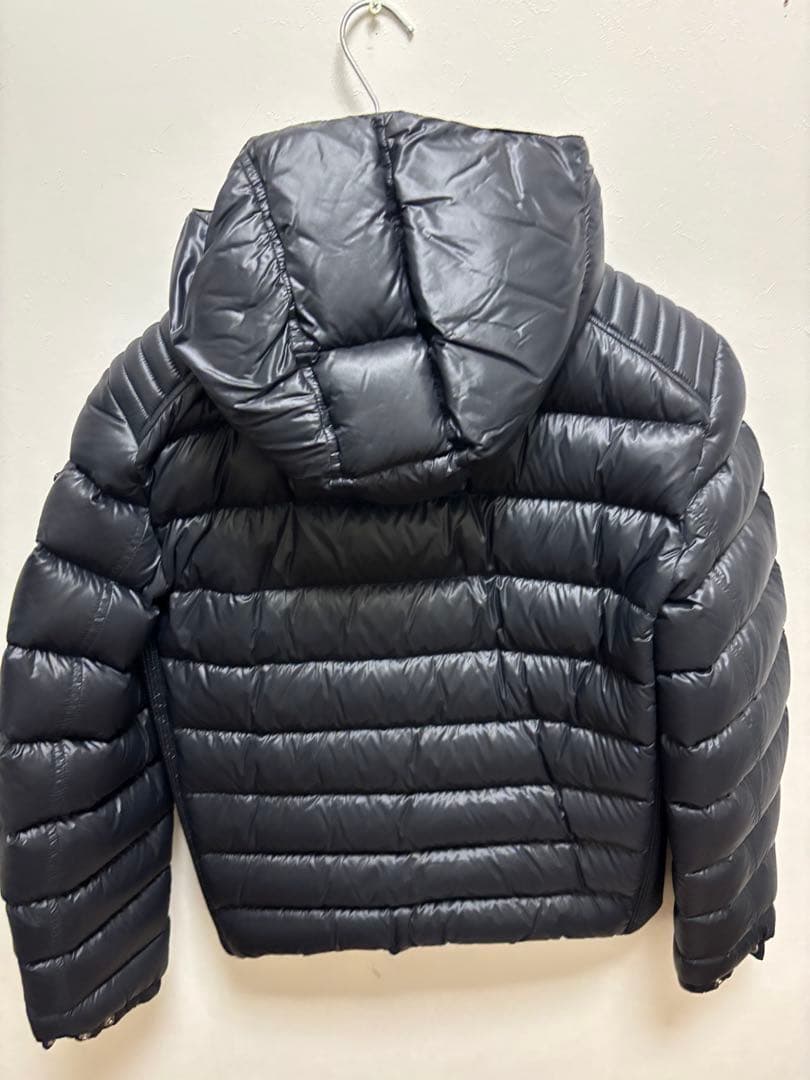 PRADA ブラック ダウンジャケット フード付き 48