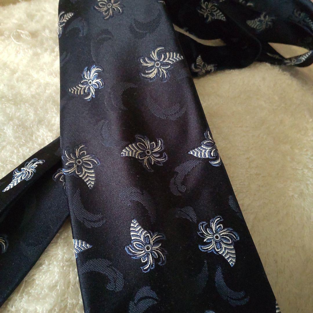 舘ひろし帰ってきたあぶない刑事高級ネクタイ 帰ってきた あぶない刑事