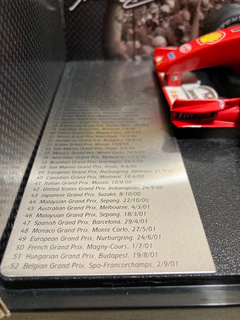 Ferrari F-2001 1:18 •'シューマッハ 通算52回のGP優勝」 - メルカリ