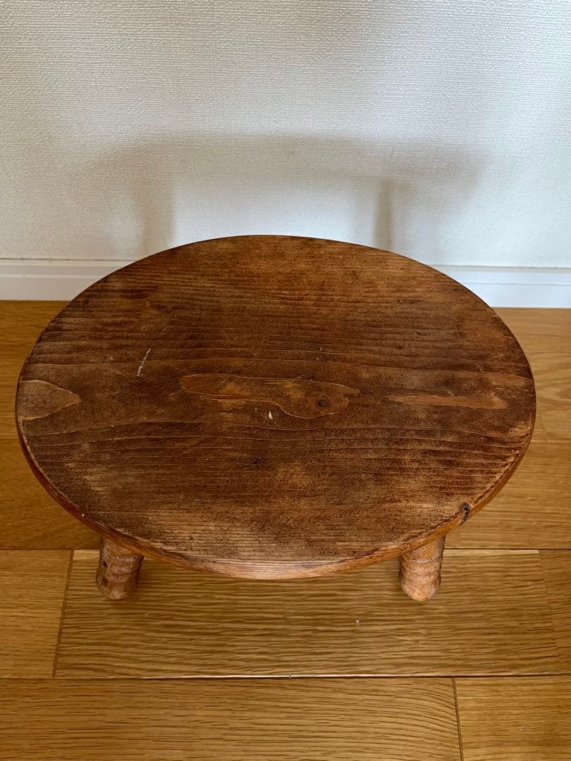 イギリスアンティーク　スツール 木製円形　ねじれ脚デザイン