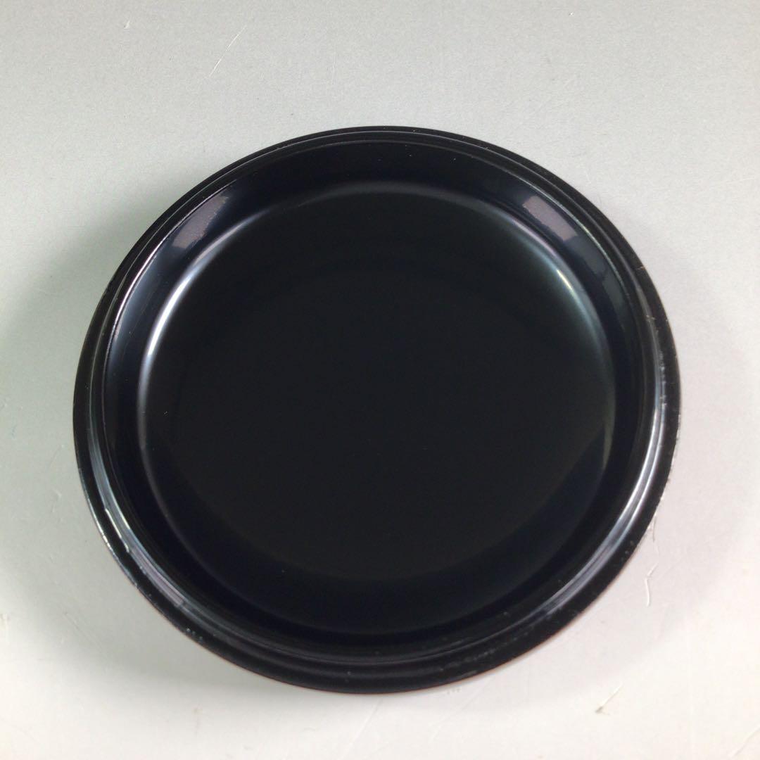 Ｒ１３０　香合　『指物師　稲尾誠中斎作』『溜塗』『余木』『丸香合』　共箱　茶道具