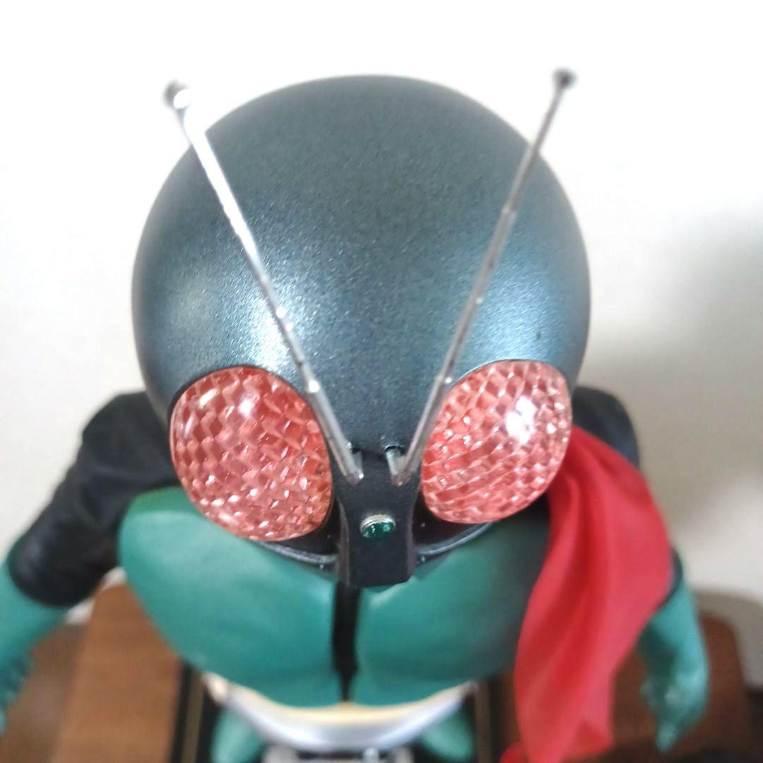 unifive 英雄烈伝 仮面ライダー 本郷猛と仮面ライダー旧1号のフィギュア