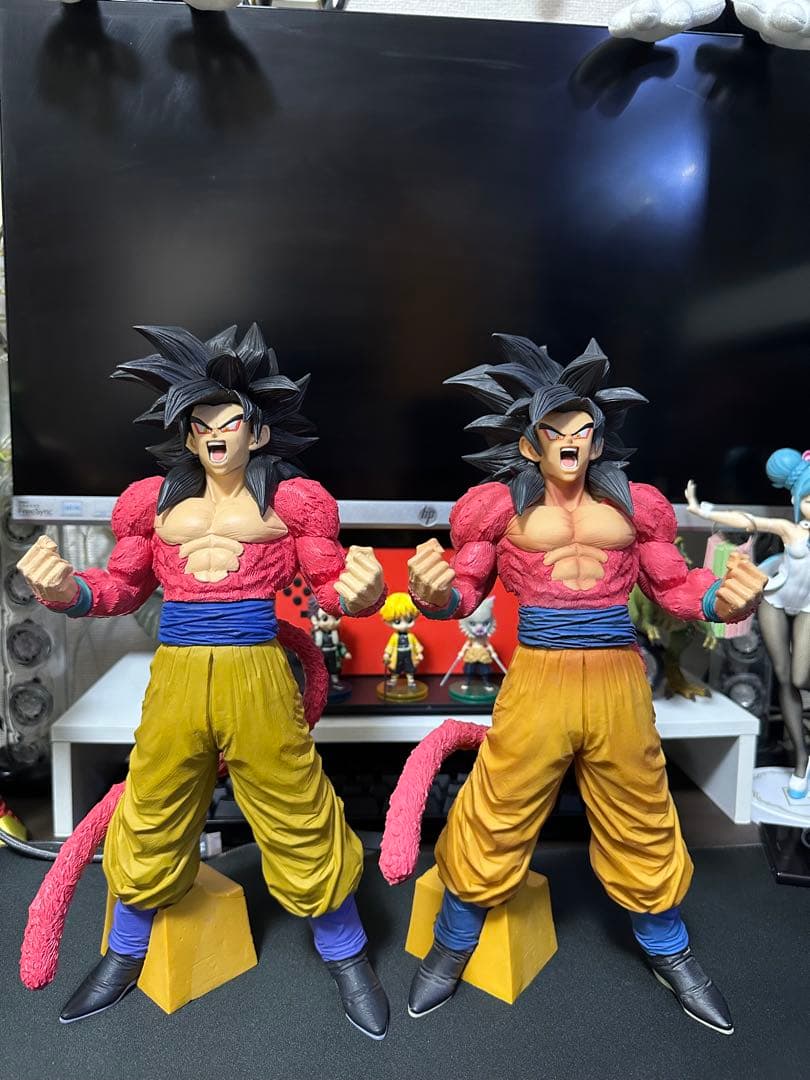 ドラゴンボール 超サイヤ人4 孫悟空SMSP マンガディメンションズ 2体