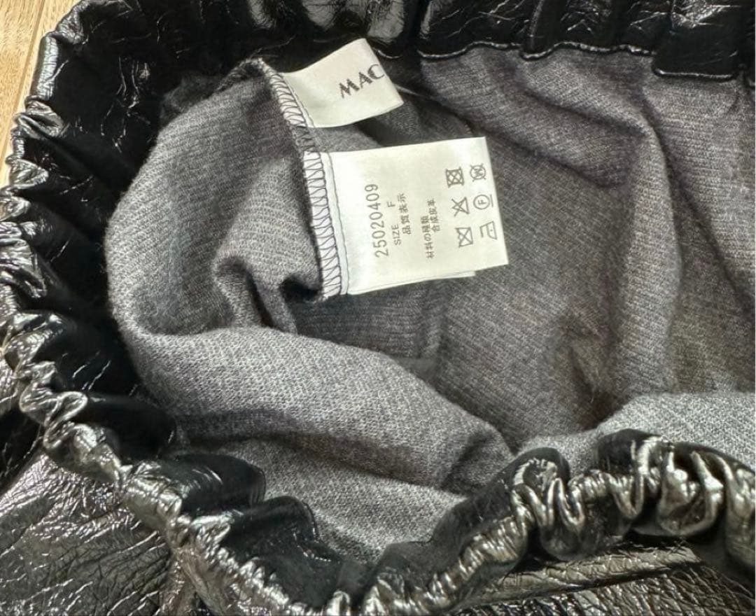 マチャット　エコレザースカート