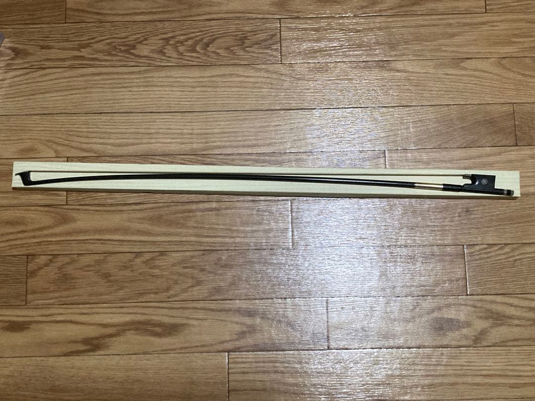  Edler カーボン バイオリン弓 4/4用