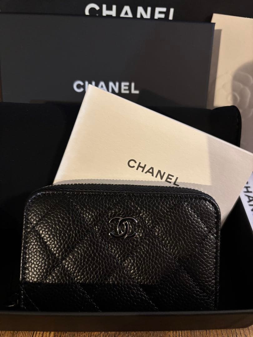 CHANEL ブラックレザー ケース　25日まで価格