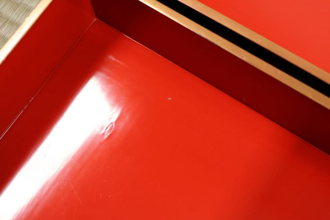 木製漆器 貝桶 金蒔絵 三段 重箱 黒塗 朱塗 梨地 雛 漆芸【MA745】