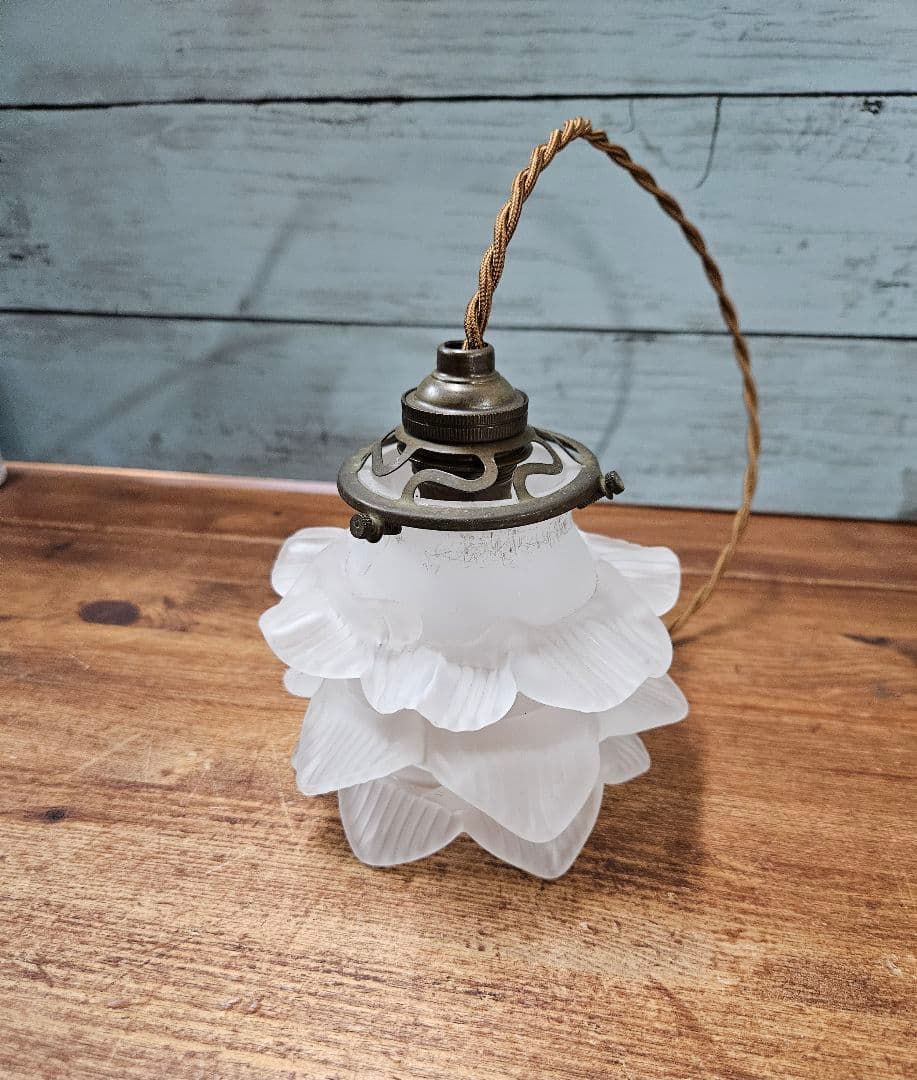 フランスアンティーク バラのガラスシェード 3段 ペンダントライト用