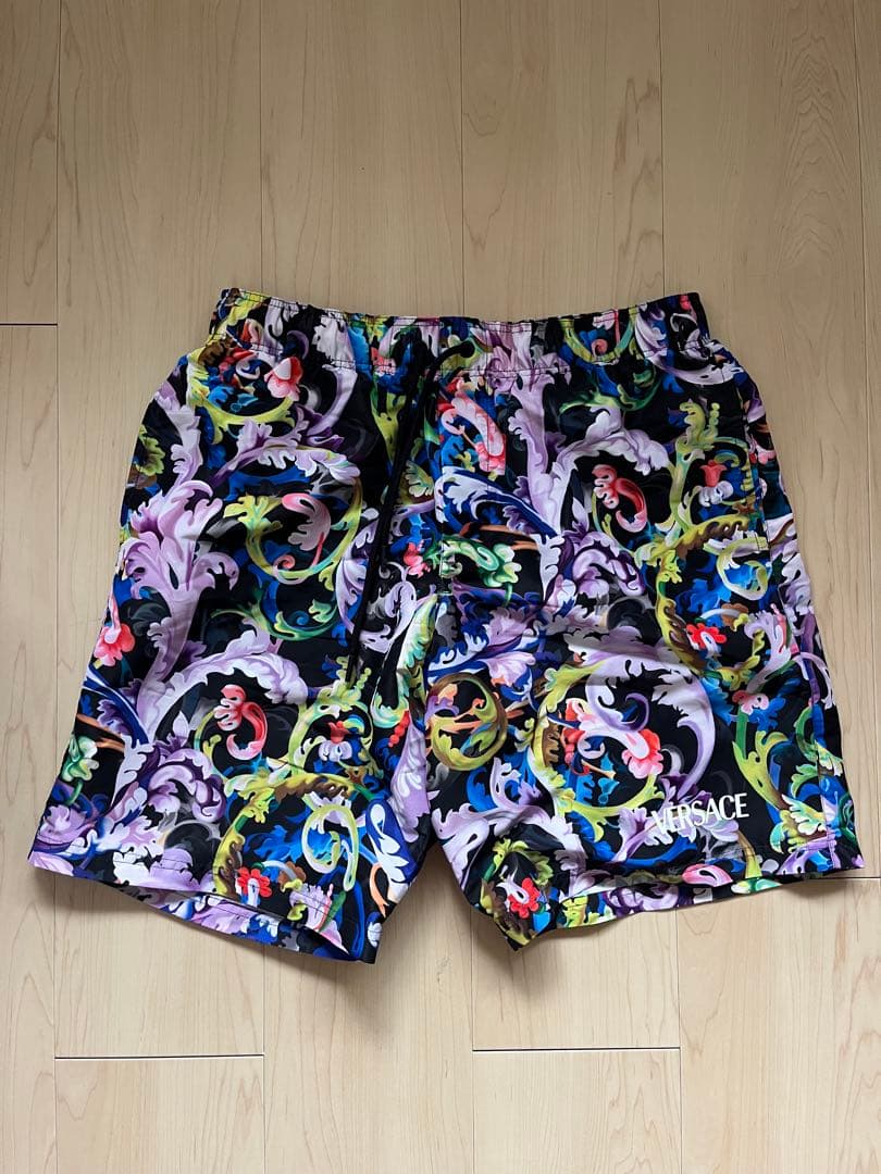 VERSACE ゴールドバロック柄 海パン Mサイズ VERSACE ゴールドバロック