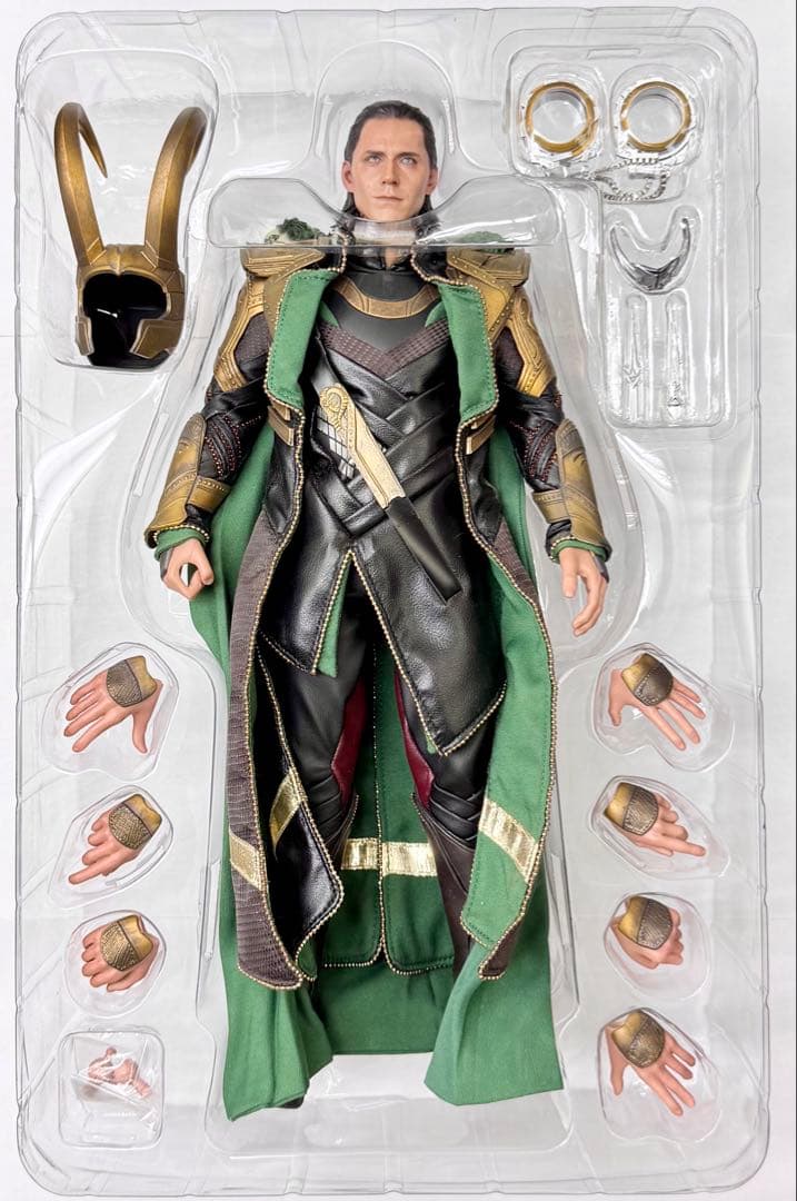 ホットトイズ ムービーマスター アベンジャーズ フィギュア ロキ