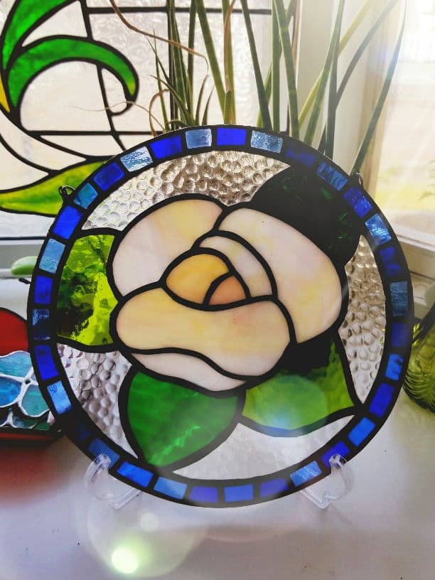 ステンドグラスアンティーク調ローズのサンキャッチャーパネル