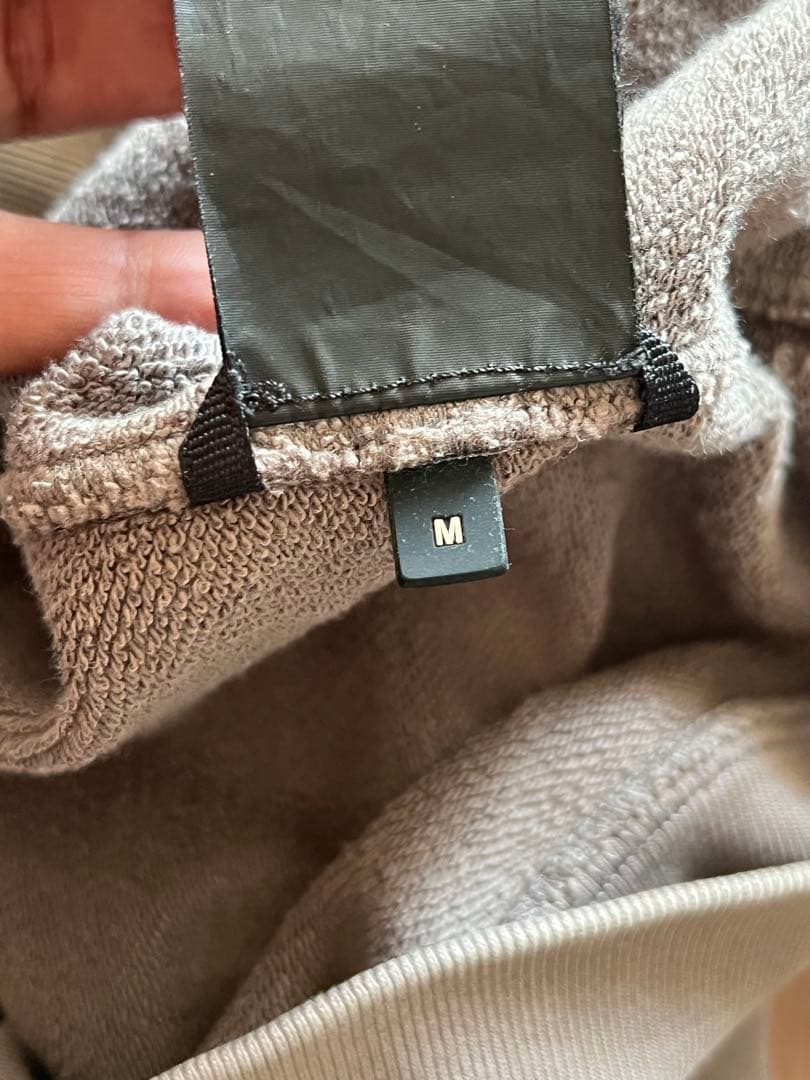 金額交渉OK FEAR OF GOD SIXCOLLECTION フーディ