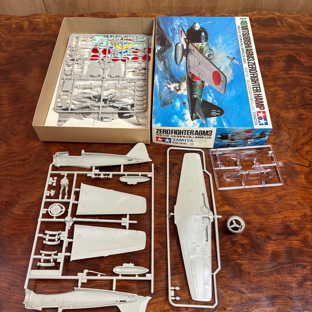 零戦　日本海軍プラモデル4点セット　0127o130