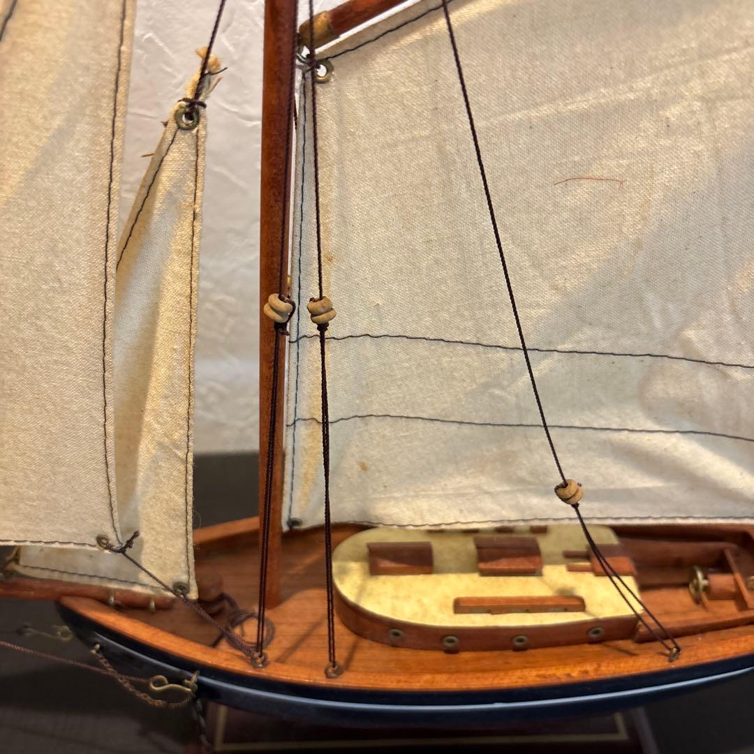 ベルギー製　帆船模型