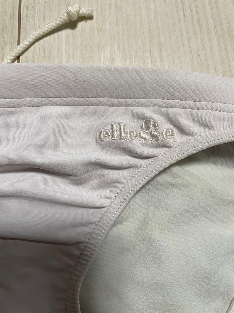 再！値下！ellesse swim 競パン水着 Lサイズ 白 再！値下！ellesse swim