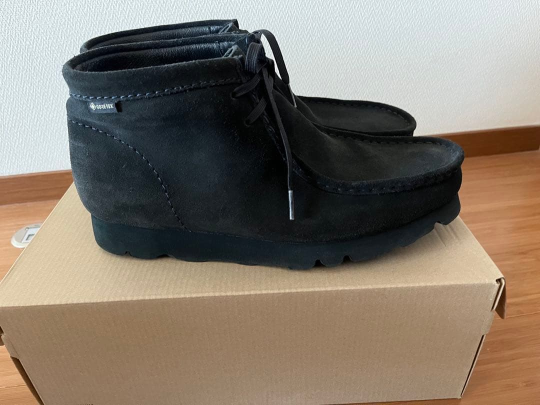 BEAMS別注 Clarks Wallabee GORE-TEX UK9
