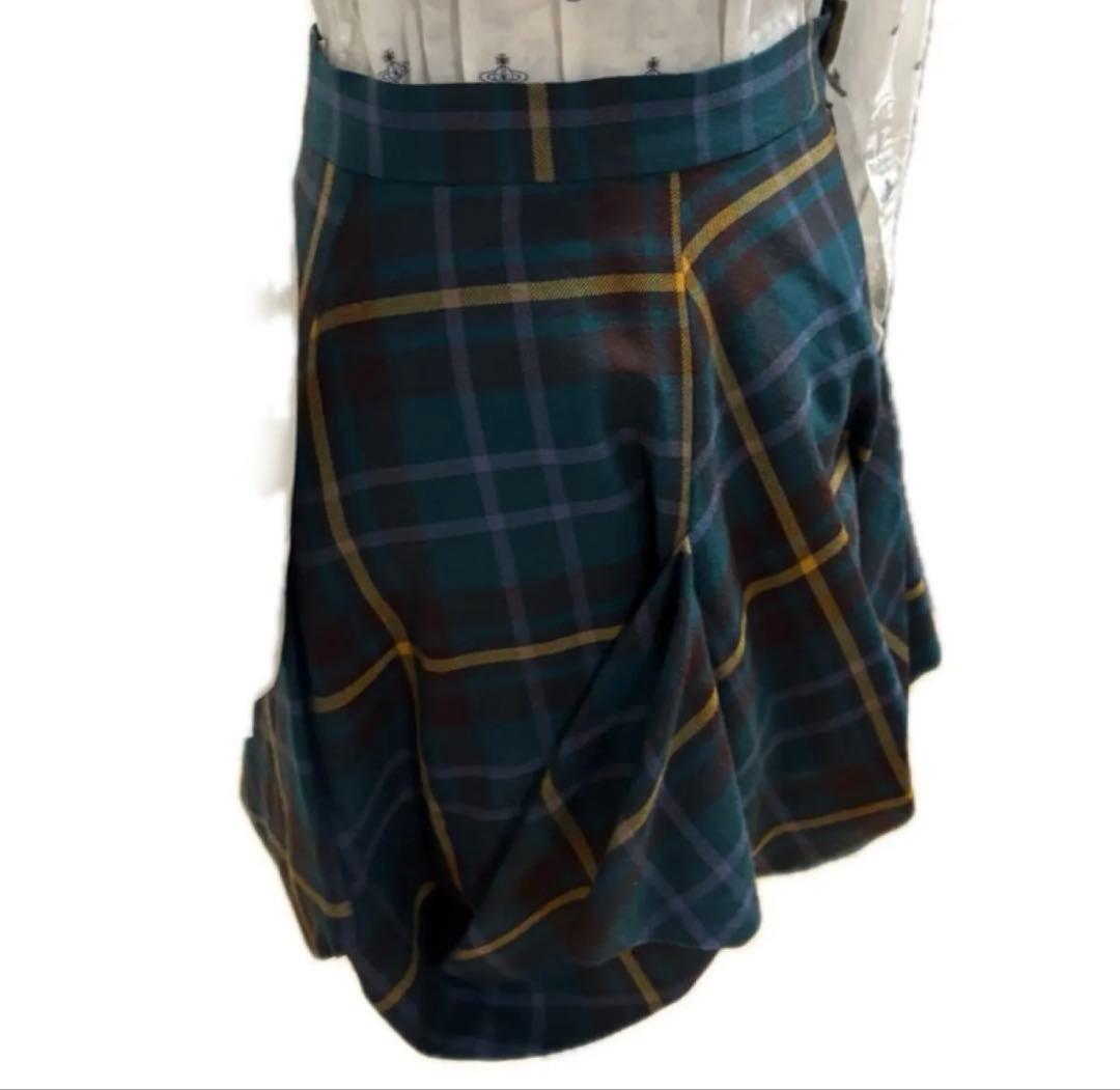 ☆ヴィヴィアンウエストウッド アシメン変形 チェック柄 スカート オーブボタン
