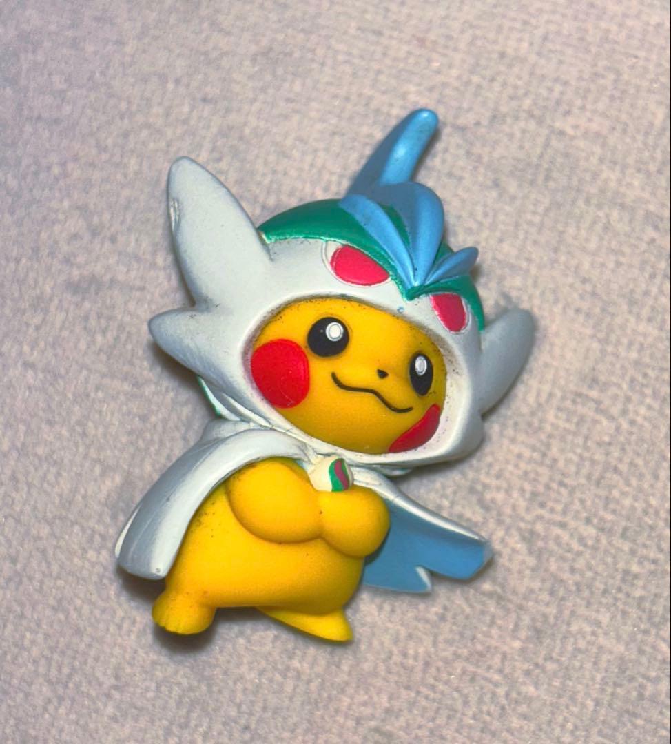 メガエルレイド ポンチョを着たピカチュウ ガチャ - メルカリ