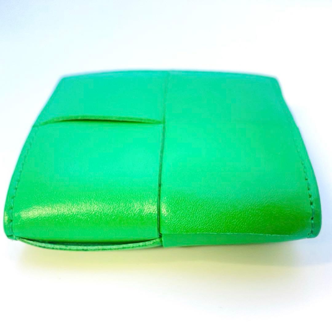 美品　ボッテガヴェネタ　折り畳みパース　小銭入れ　パラキート