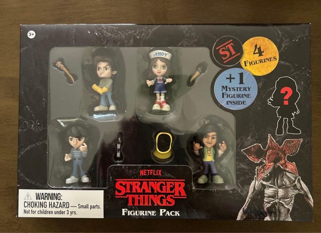 未開封　2箱セット　Stranger Things フィギュアパック 4体+1体