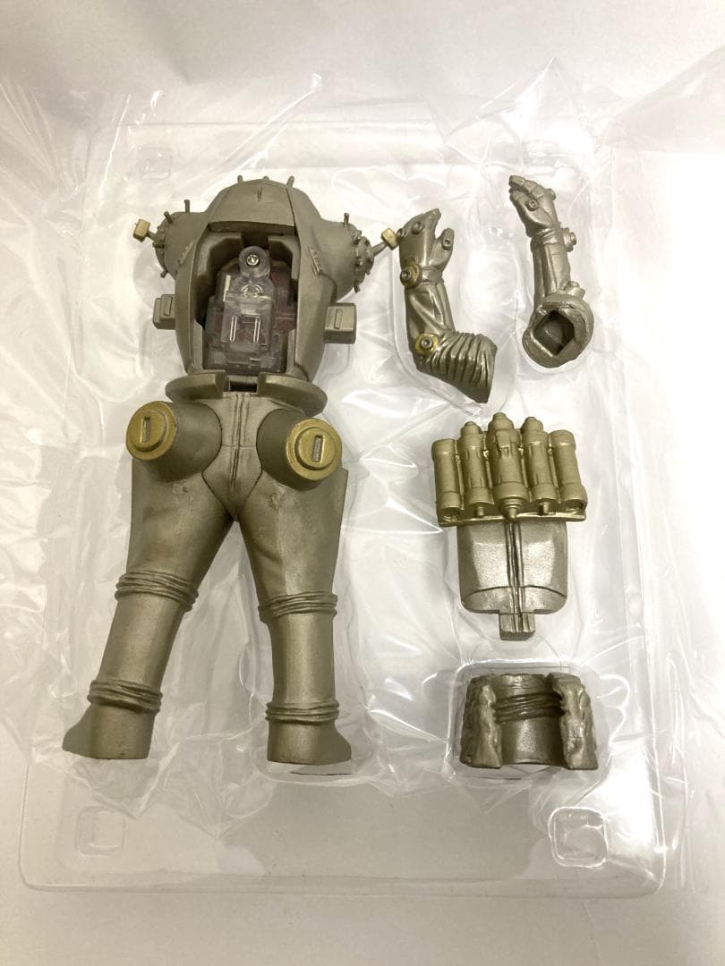 輸送箱付】アルティメットルミナス キングジョー ウルトラセブン