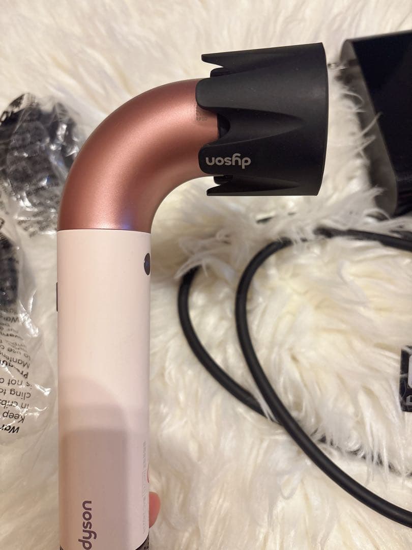 Dyson Supersonic ヘアドライヤー HD17 動作正常品