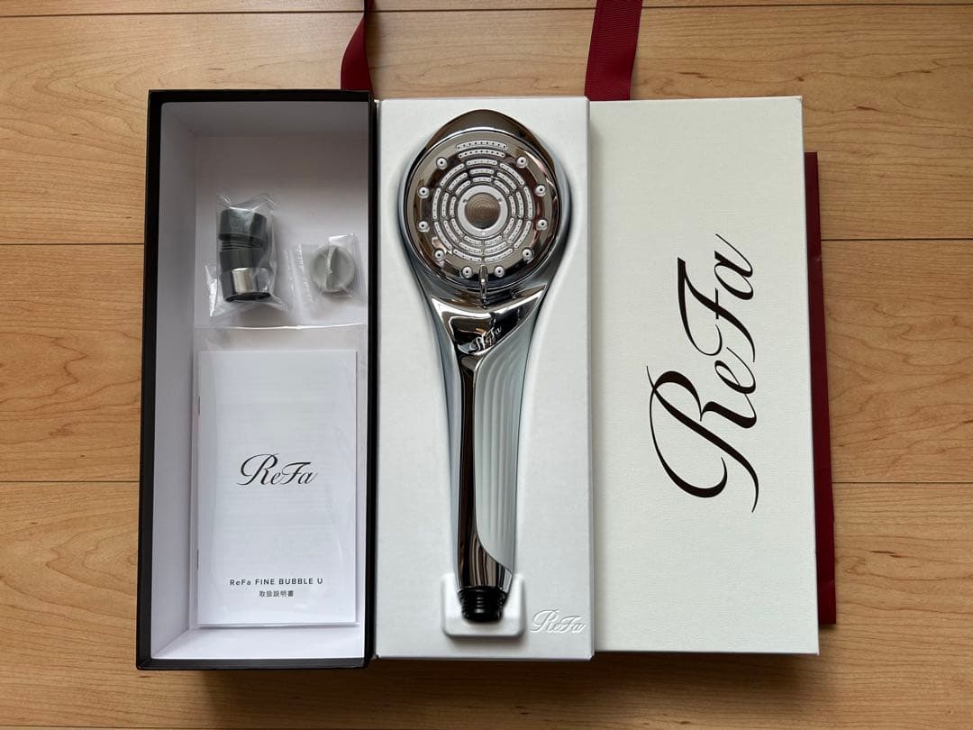 【新品未使用】ReFaリファファインバブルUシャワーヘッド♥ホワイト　保証書付き