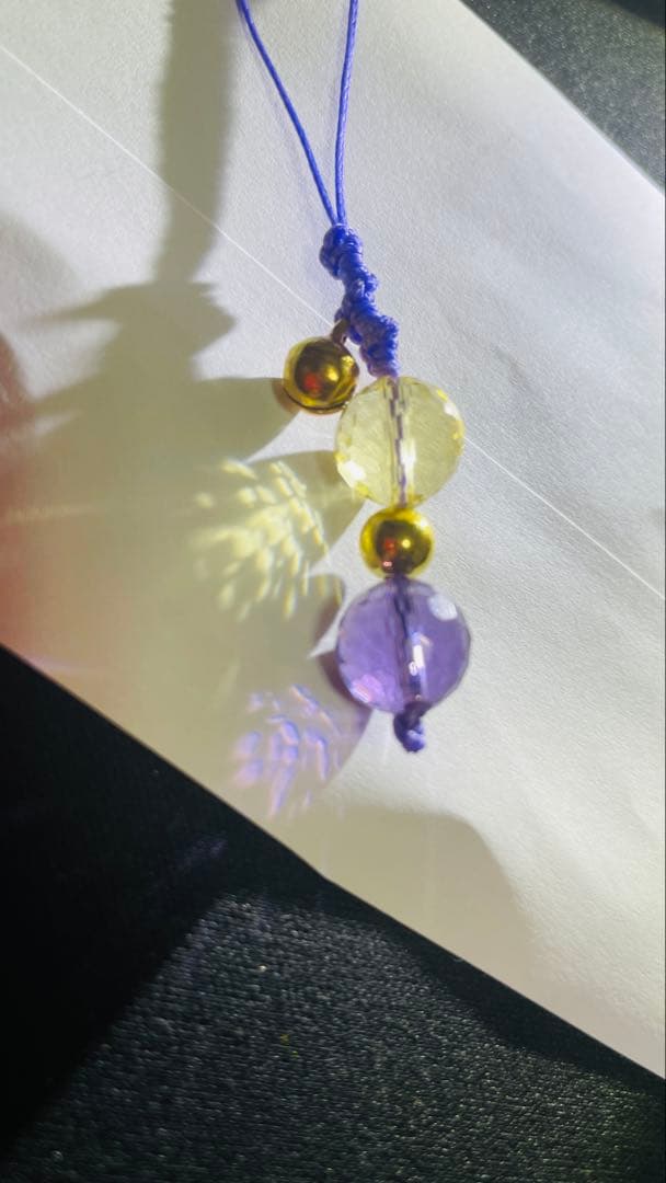 はちタイチンルチル ブラックオパール 魔石 アメジスト＆シトリンcharm