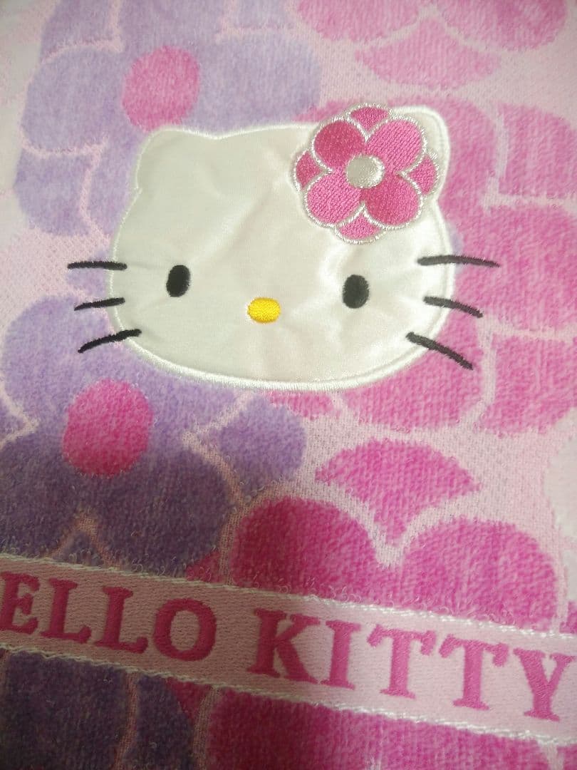 ハローキティ バスタオル シシュウ 2002 花