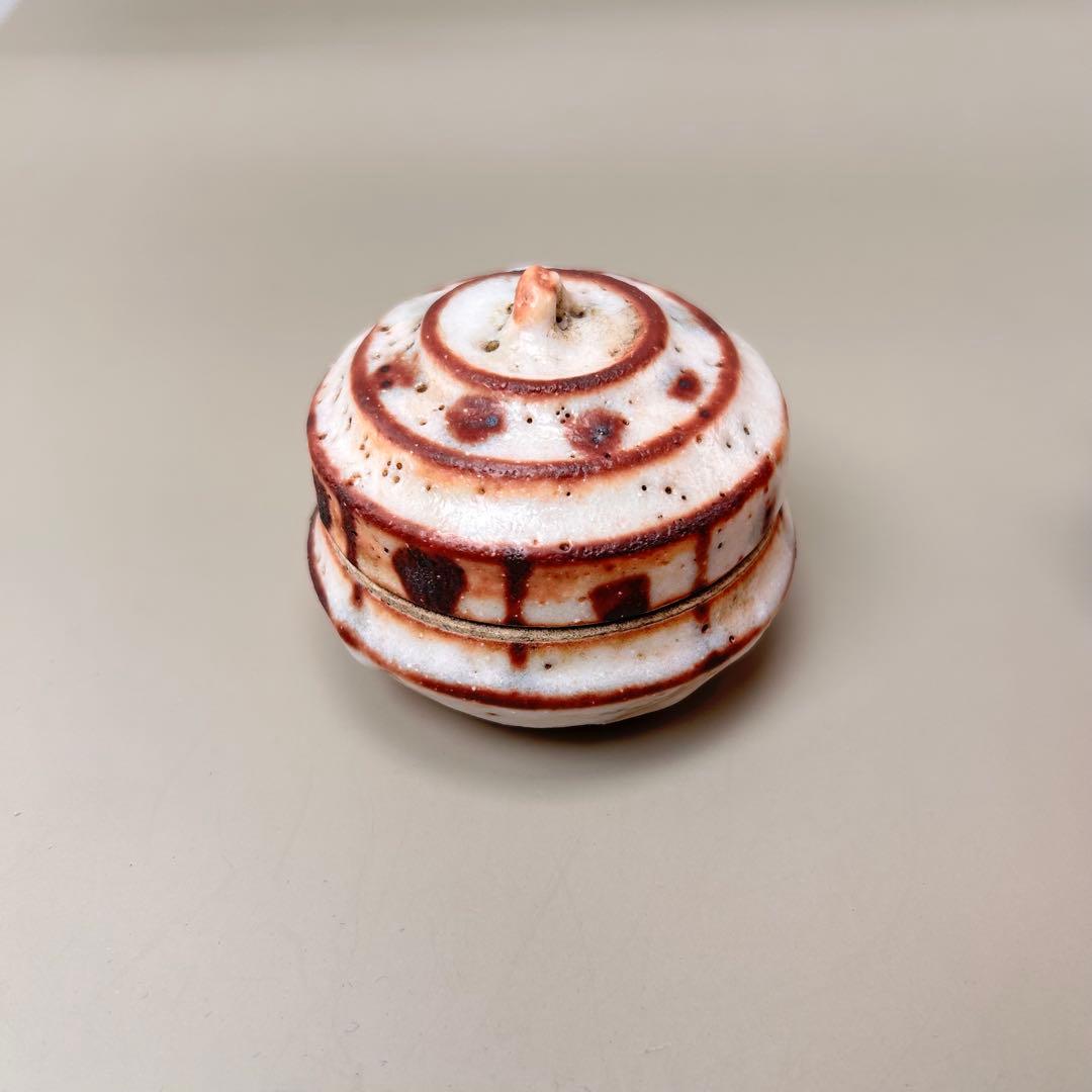 A048志野焼 香合 香道具 茶道具 美濃焼 陶芸 アンティーク 和陶器