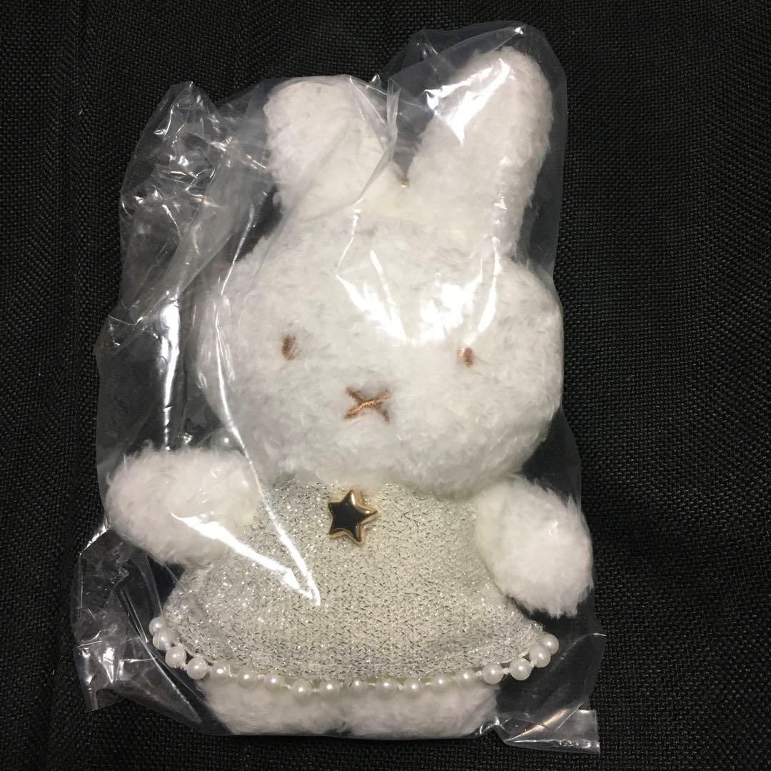 ミッフィー 原宿限定 バッグチャーム ぬいぐるみ マスコット miia