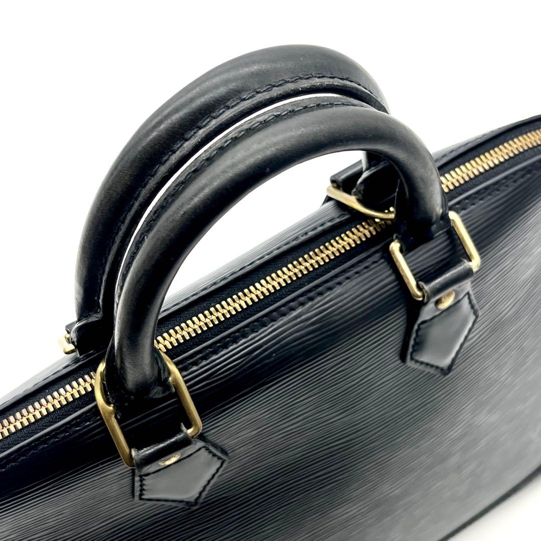 ルイヴィトン エピ ハンドバッグ アルマ 正規品 本物 黒色 M52142