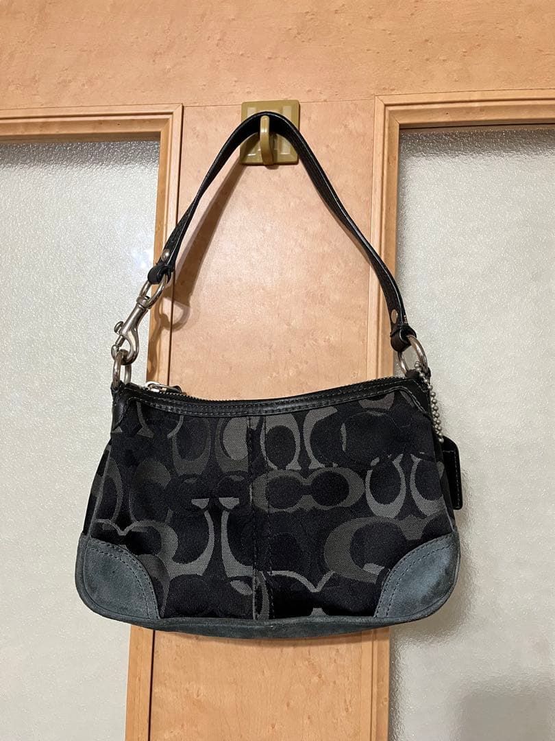 希少◆COACH ◆アクセサリーポーチ ハンドバッグ シグネチャー 黒