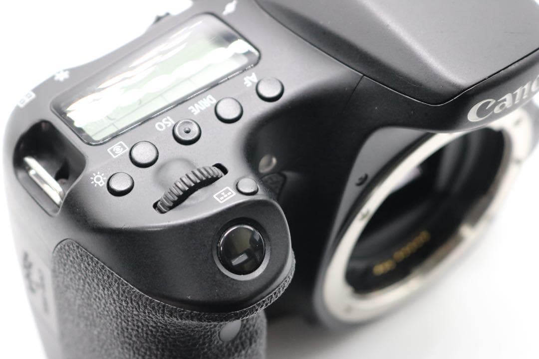 Canon EOS 70D ダブルレンズセット】 Wi-Fi搭載 安心保証あり