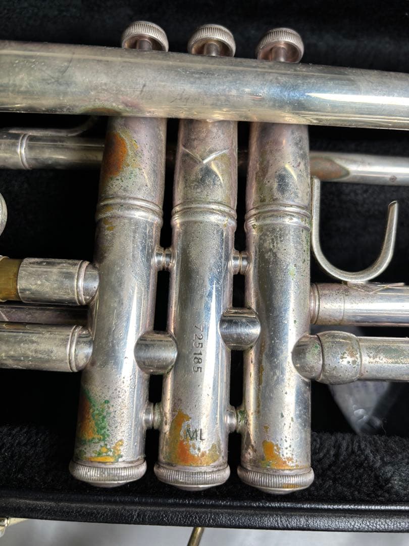 【ジャンク】Vincent Bach 37 ML トランペット