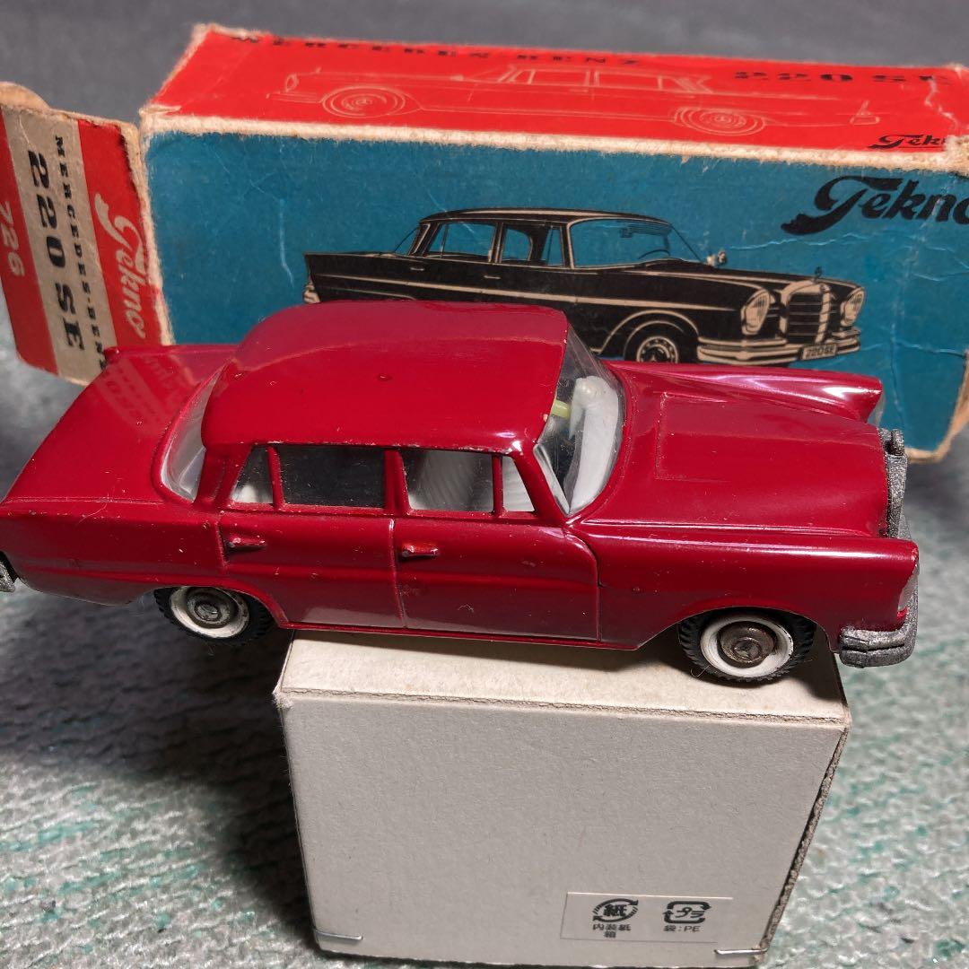 テクノ、メルセデスベンツ、220S E  1962年製