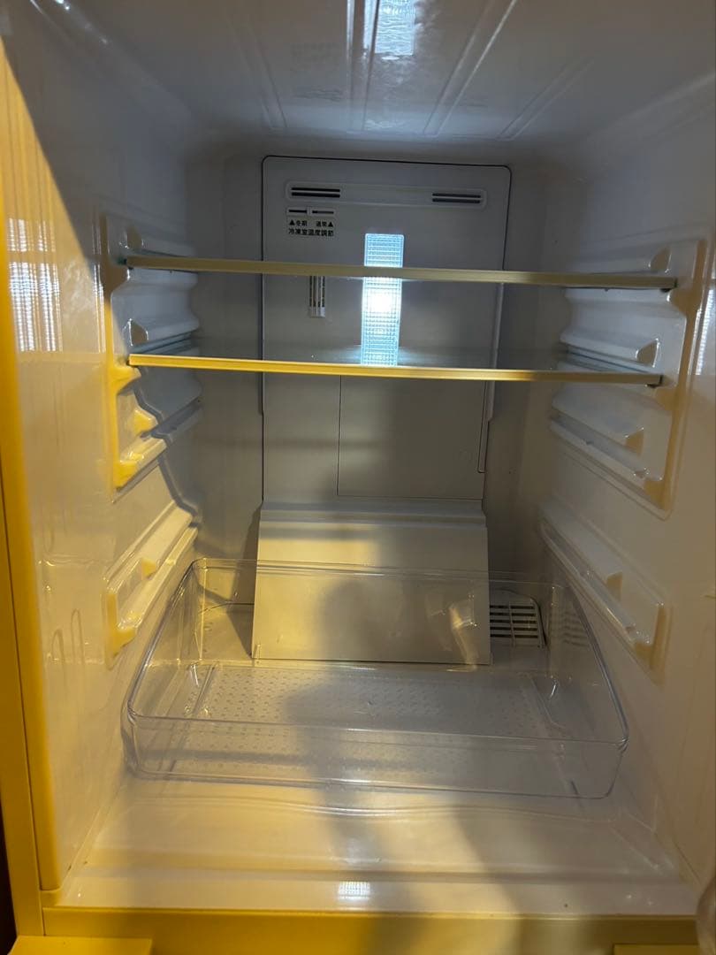 SHARP 冷蔵庫 ホワイト　日曜発送希望のため本日中掲載です。。