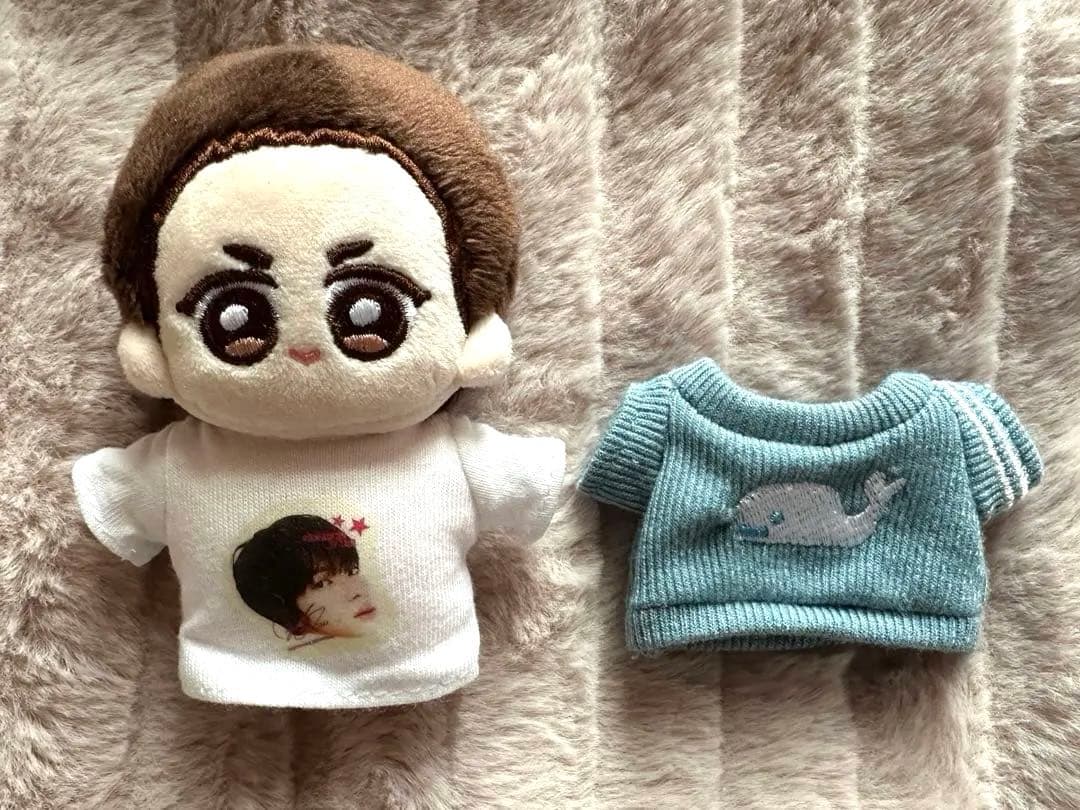 BTS JIN ジン マスタニム ぬいぐるみ 10cm お洋服付き - メルカリ