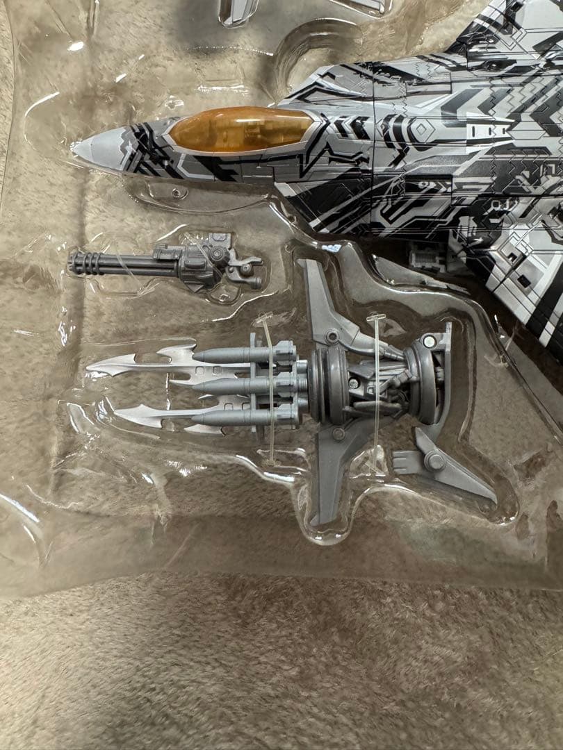 トランスフォーマー　 MPM-10R　マスターピース スタースクリーム　リベンジ