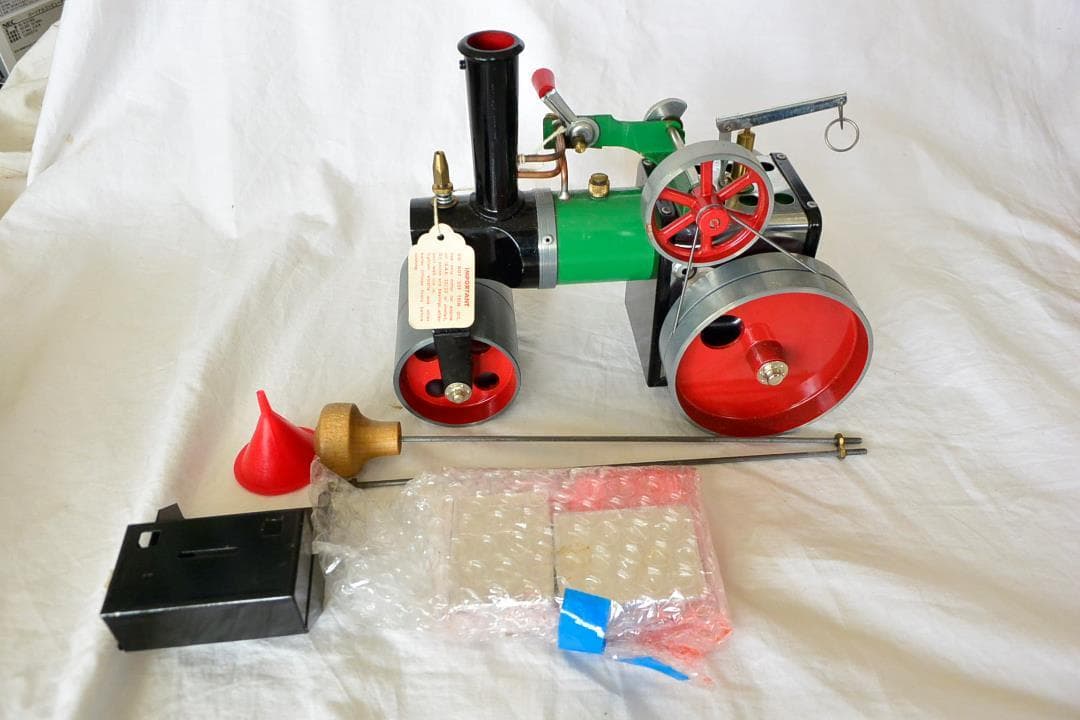 希少未使用☆Mamod社製スチームエンジン【スチームローラー】イギリス製 蒸気