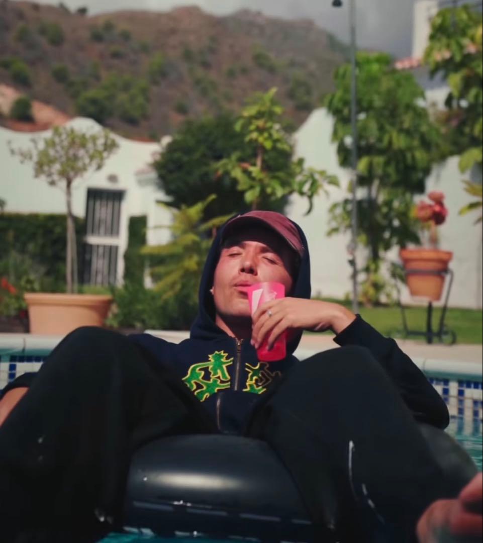 s*a様 RERUN ネイビー パーカー