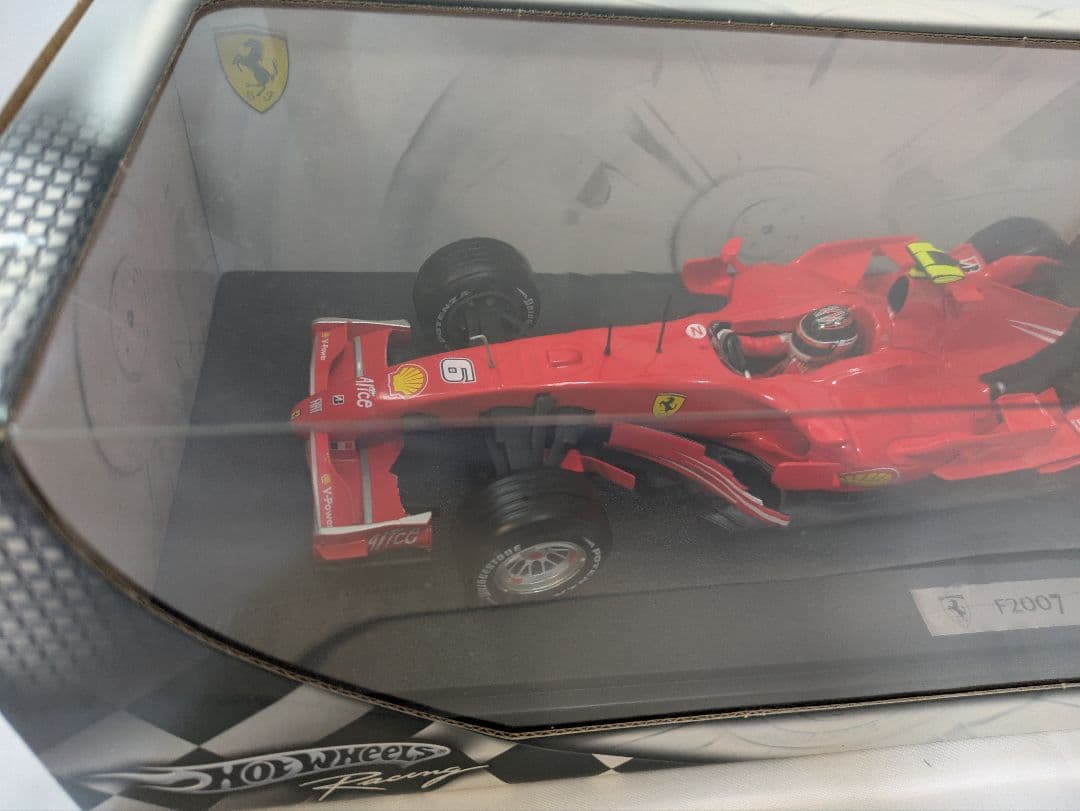 1/18 ホットウィール フェラーリ F2007 K.ライコネン マテル