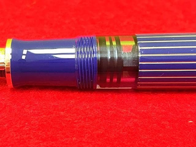 極美品 ペリカン M815 スーベレーン メタルストライプブルー EF 万年筆