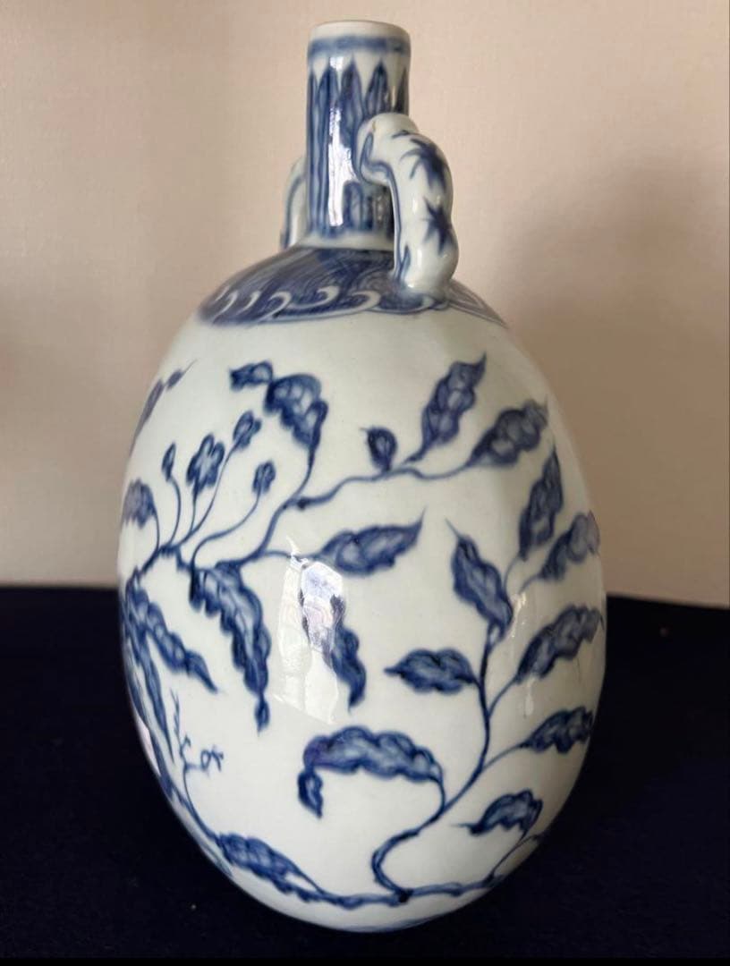 中国古美術　青花れい枝文双耳扁壺 大明永楽時代