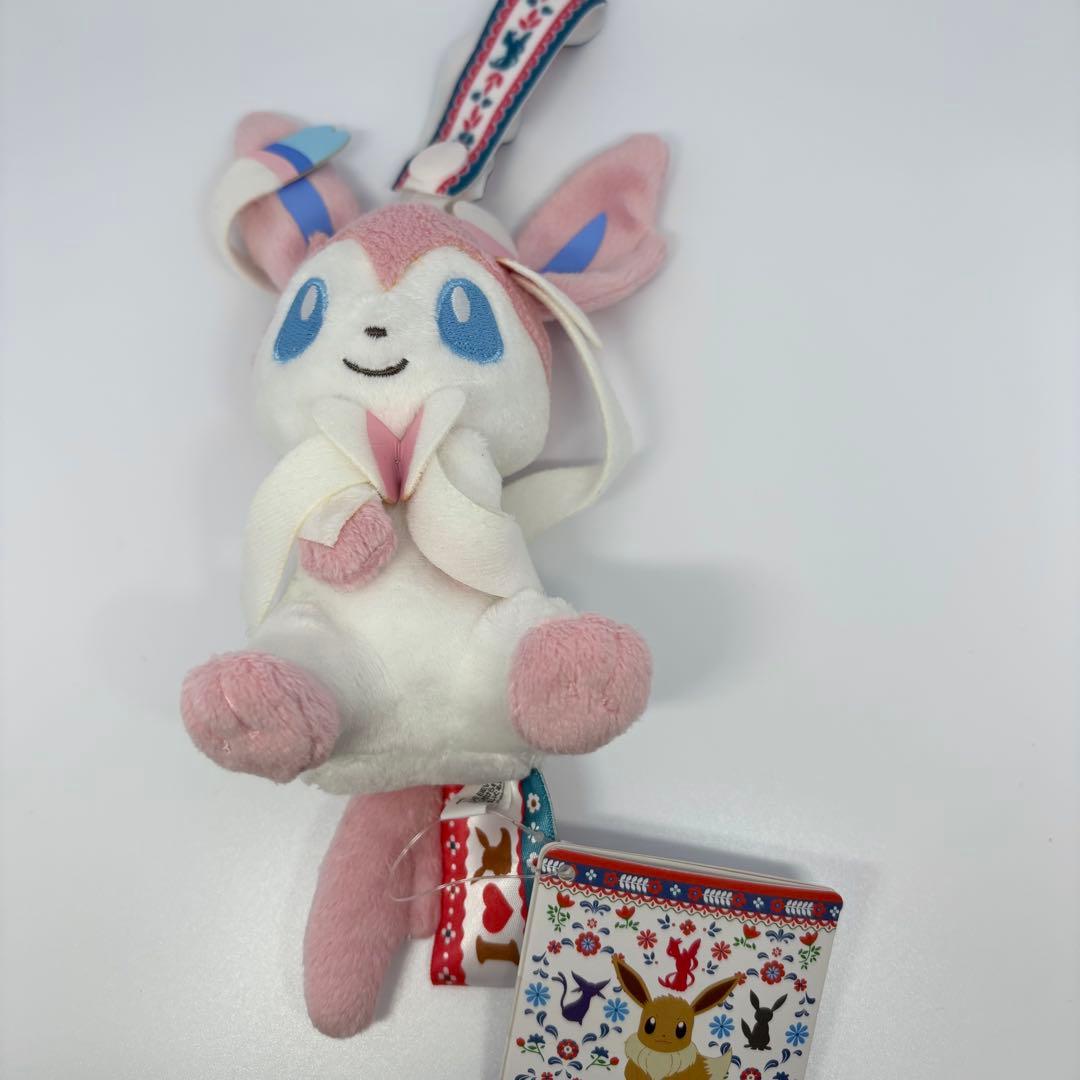 I LOVE EIEVUI カバンに付けられるでっかいぬいぐるみ　ポケモン