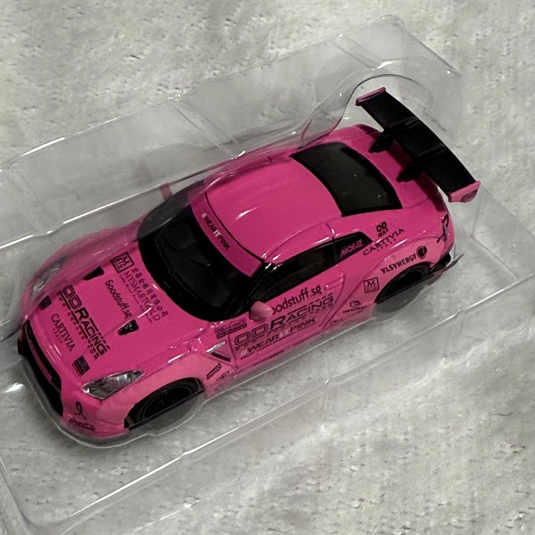 MINI GT リバティーウォーク R35 マレーシア限定 WearltPink