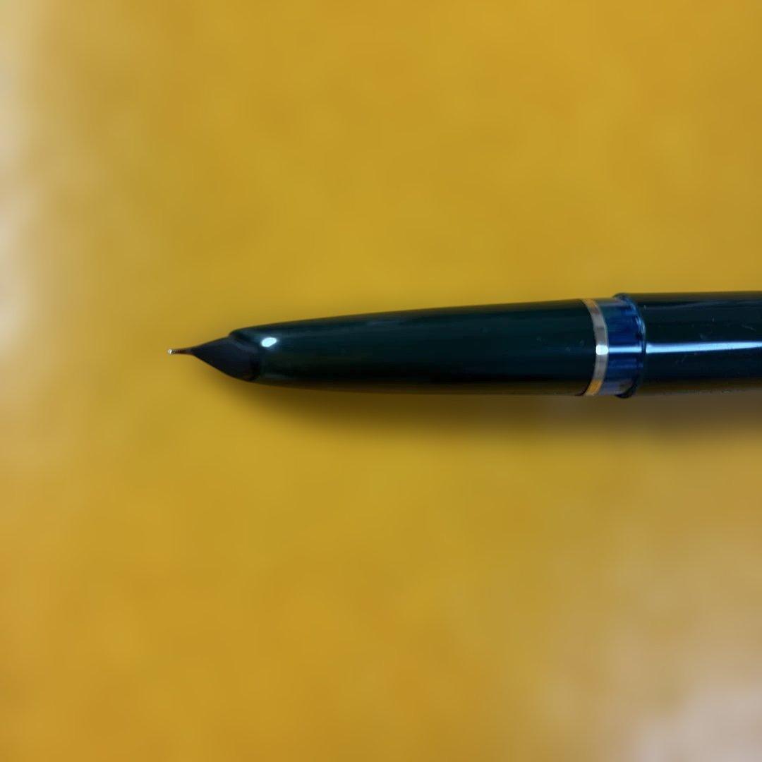 montblanc モンブランシルバーとグリーン　No.32 キャップ式万年筆