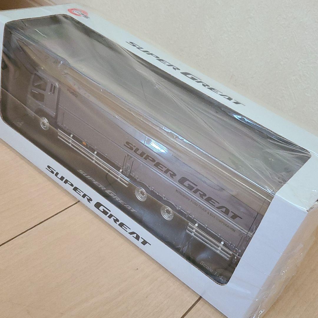 非売品　三菱ふそう 1/43ディーラーBOX スーパーグレートミニチュアカー