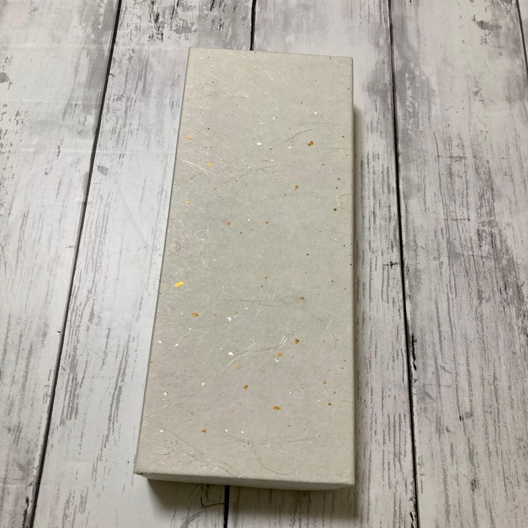 新品　金箔の鶴模様 漆器