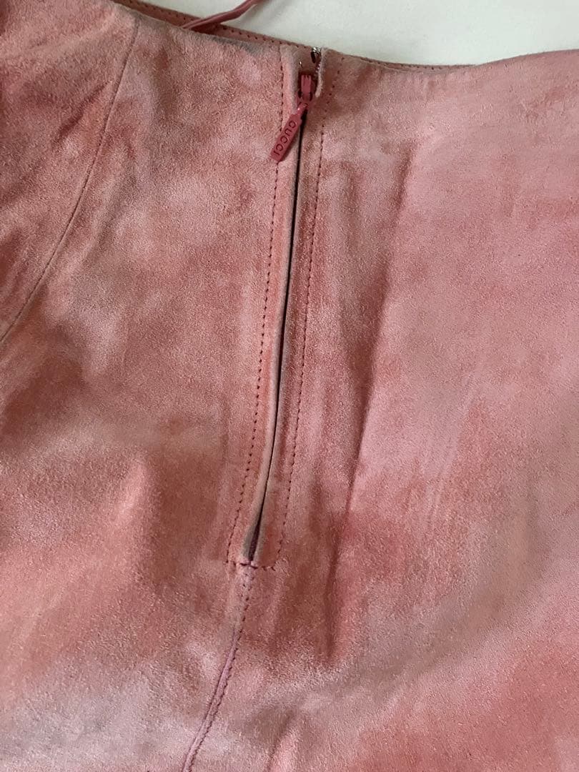 ✨GUCCIグッチ✨ピンクレザースカート　バックスキン38